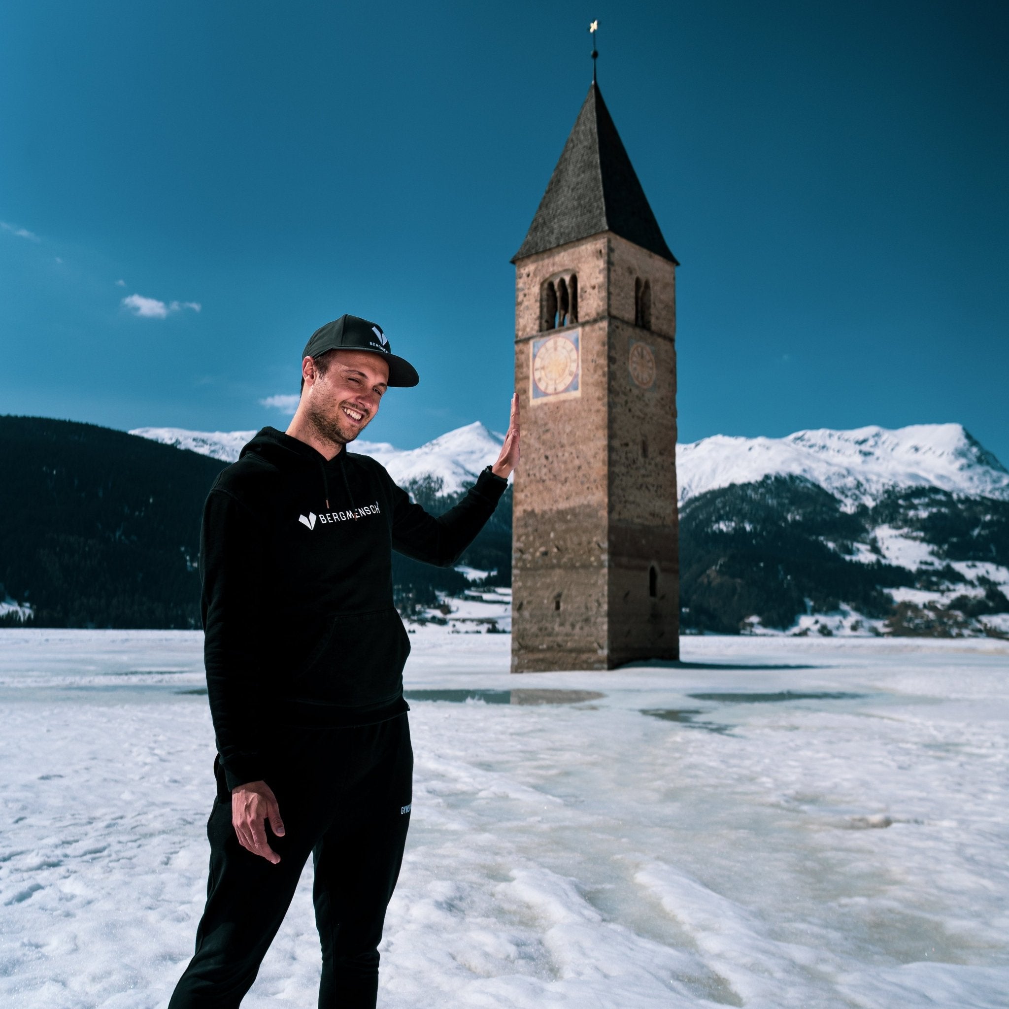 Das versunkene Dorf im Reschensee – was steckt dahinter? - BERGMENSCH®