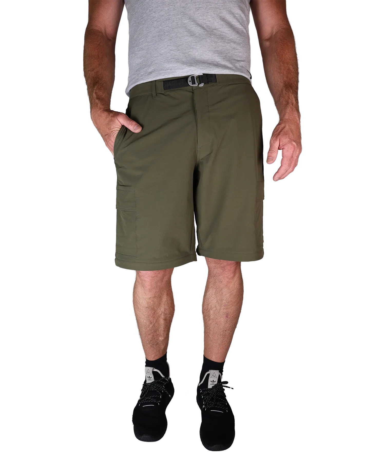 Bergmensch Herren zip off Wanderhose Frontansicht kurz der Farbe Winter Moss