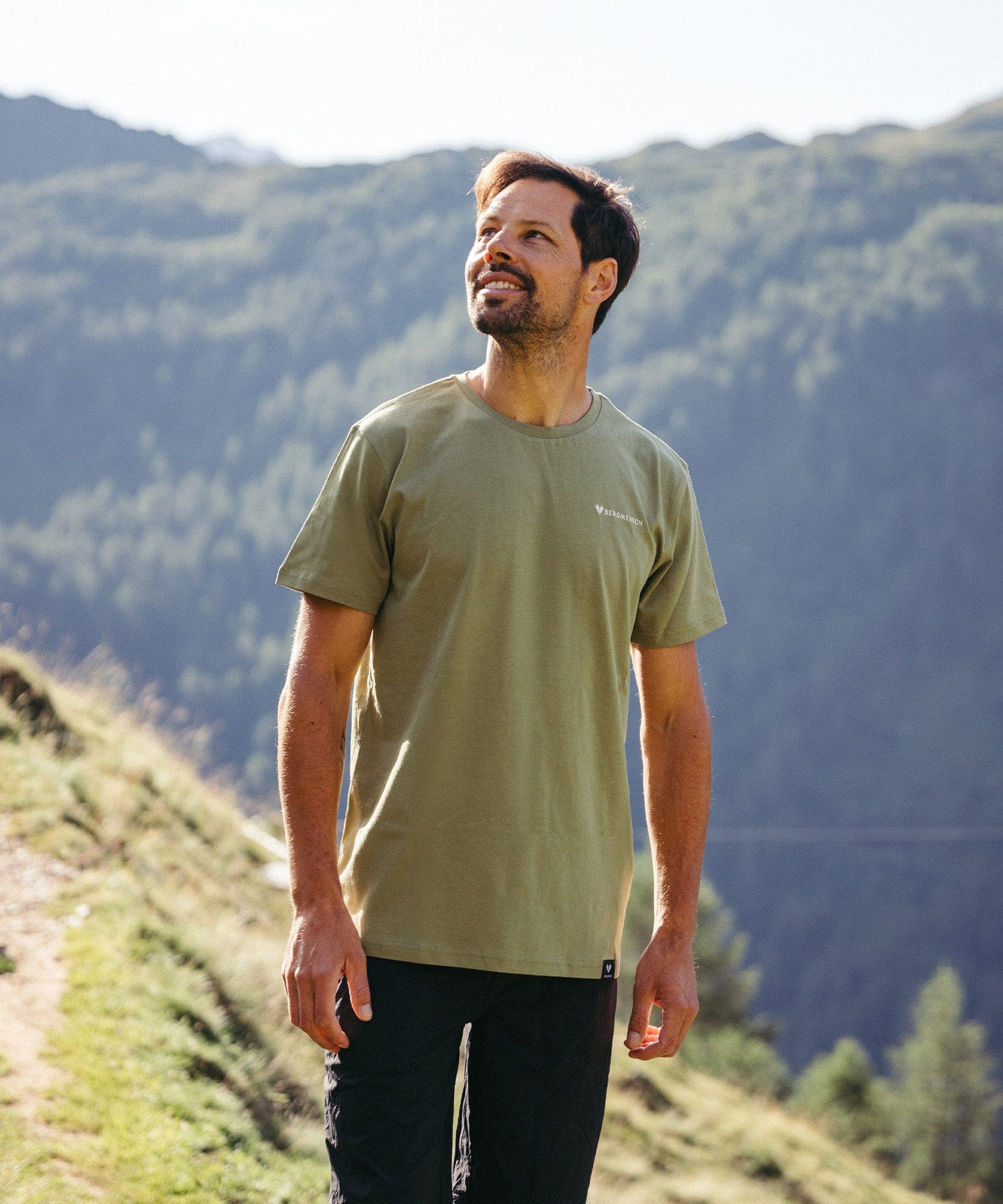 Schritt für Schritt (Backprint) - Unisex Premium Organic Shirt