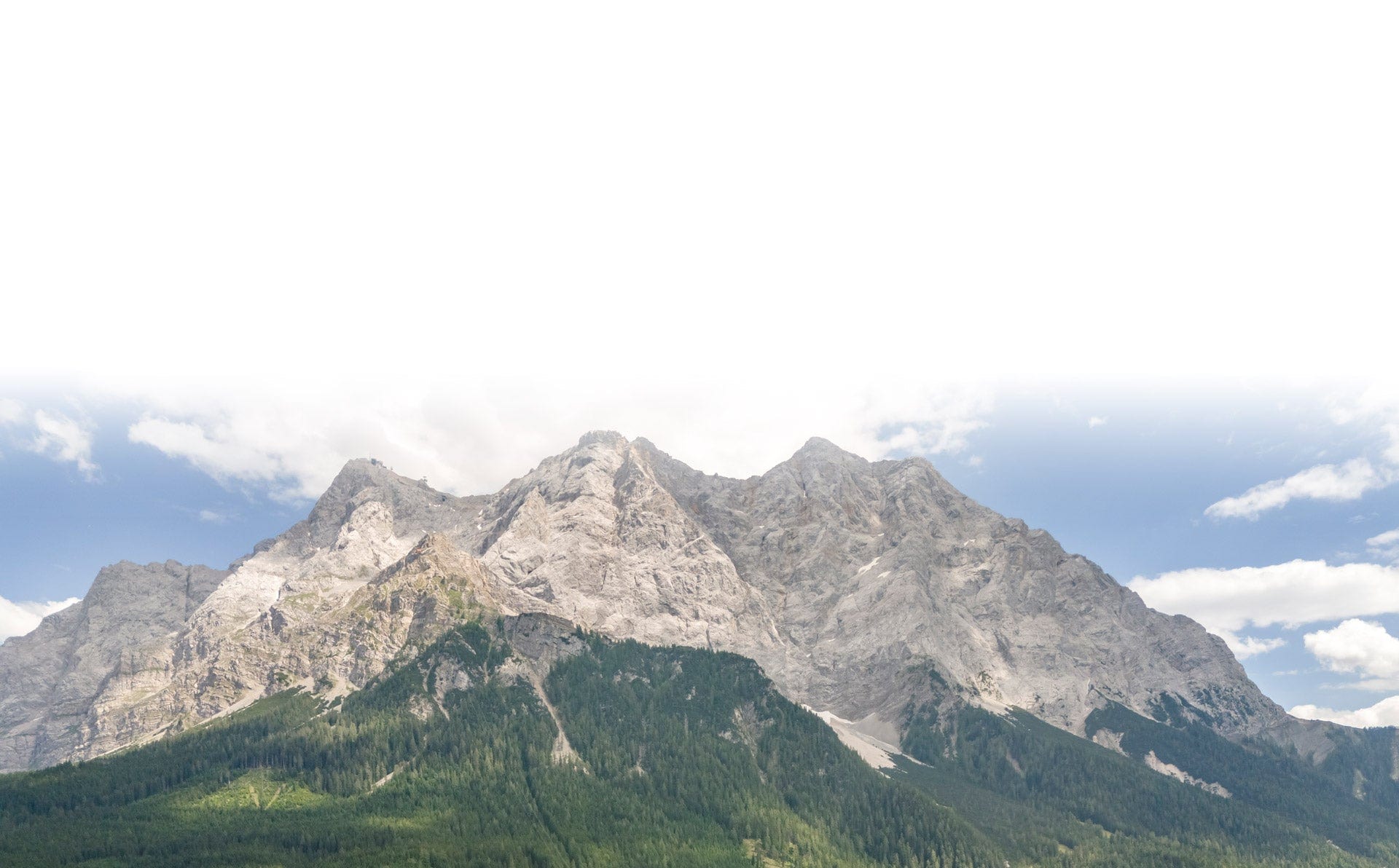 Banner - Bergkulisse vor weißem Hintergrund