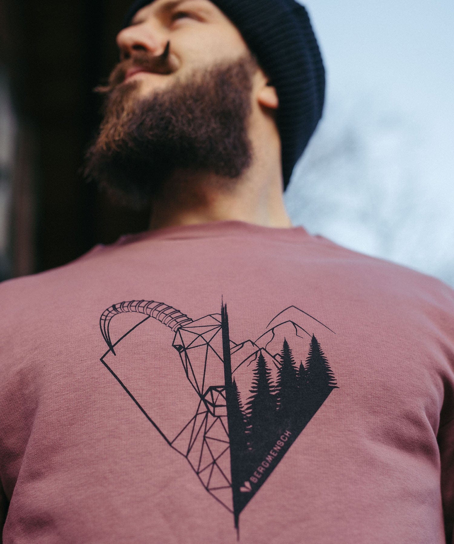 Steinbock Polygon - Unisex Premium Organic Sweatshirt von Bergmensch