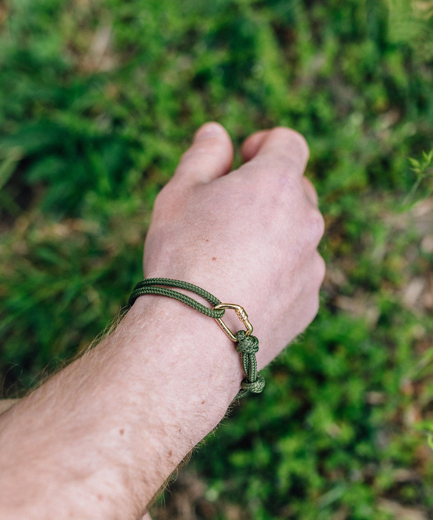 BERGMENSCH® Karabiner Armband Gold von Bergmensch