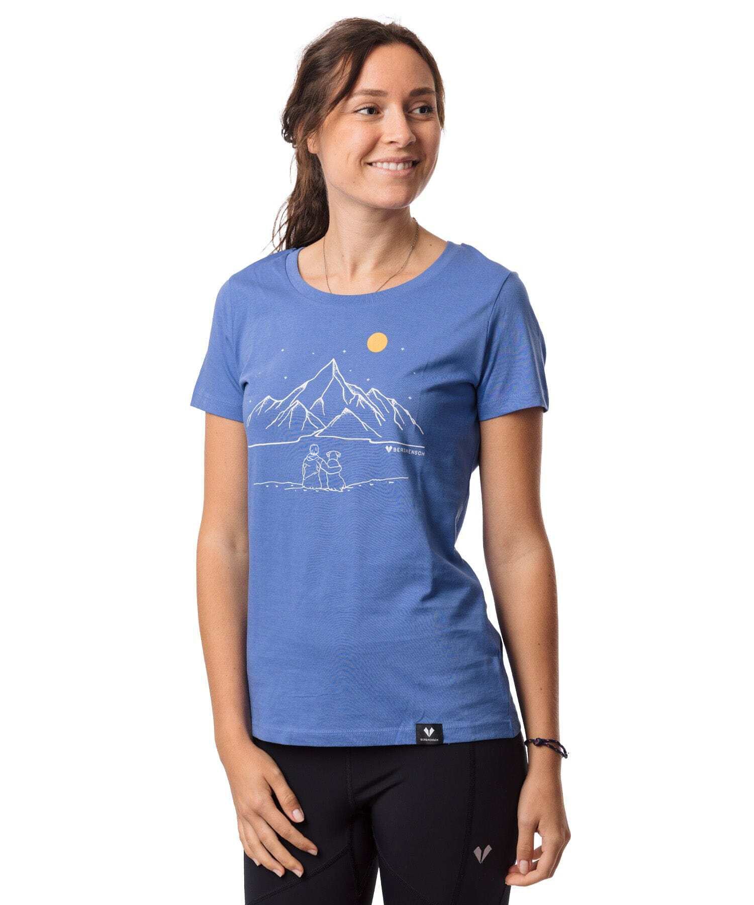 Mit Hund unter Sternenhimmel - Damen Premium Organic Shirt von Bergmensch