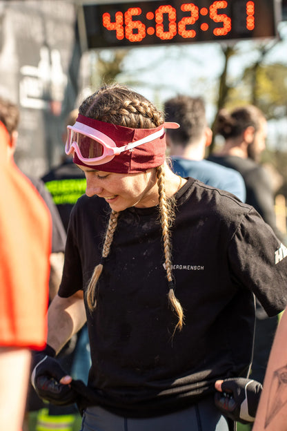 Leah beim Ultimate Run mit dem Merino Shirt von Bergmensch