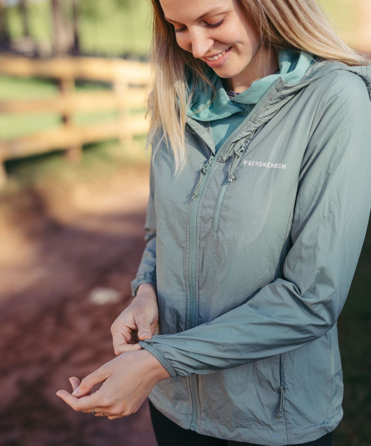 Damen Windbreaker Jacke
