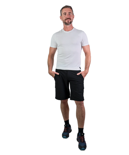 Frontansicht  Bergmensch Zip off Wanderhose Herren Schwarz