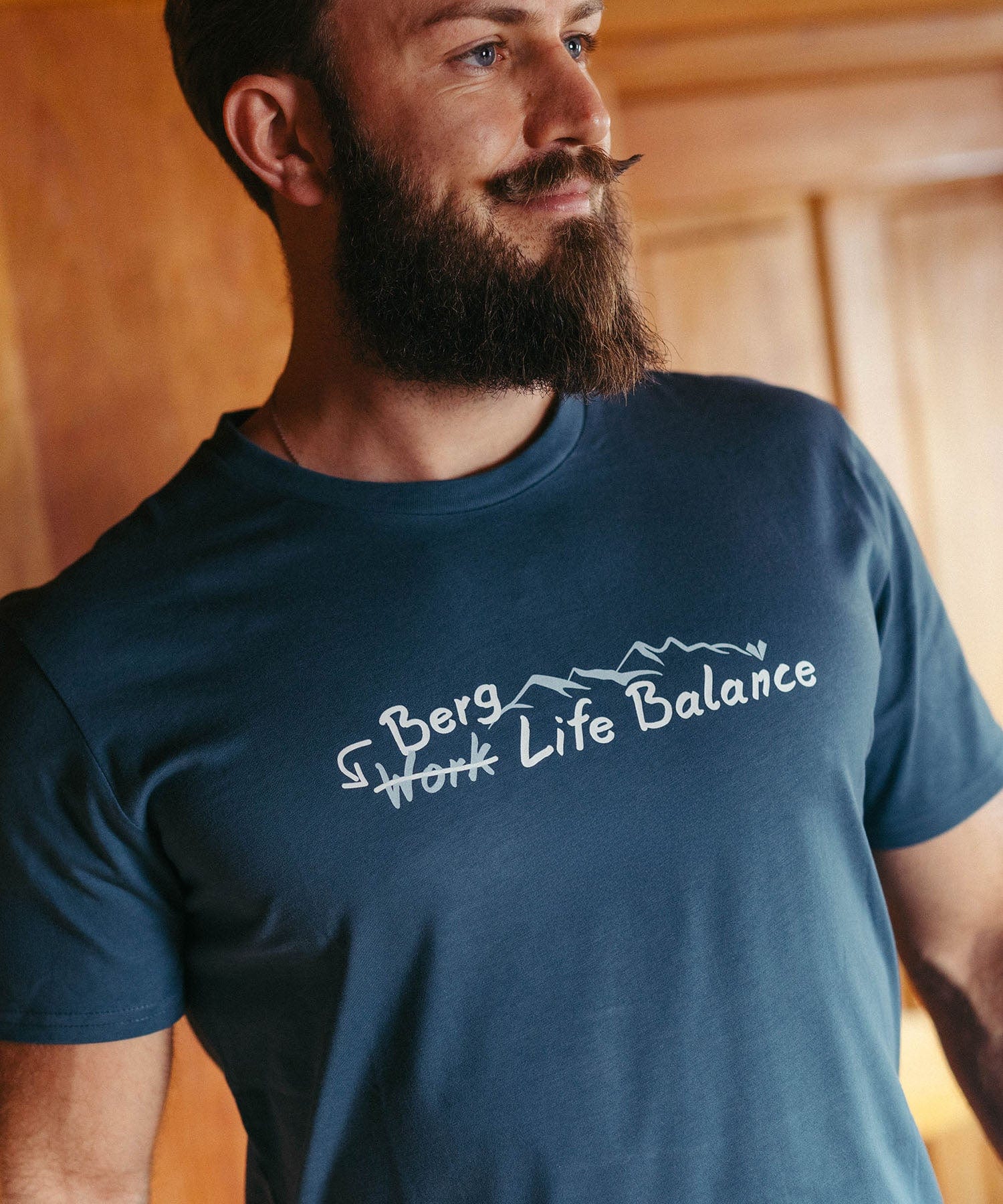 Berg Life Balance - Unisex Premium Organic Shirt von Bergmensch