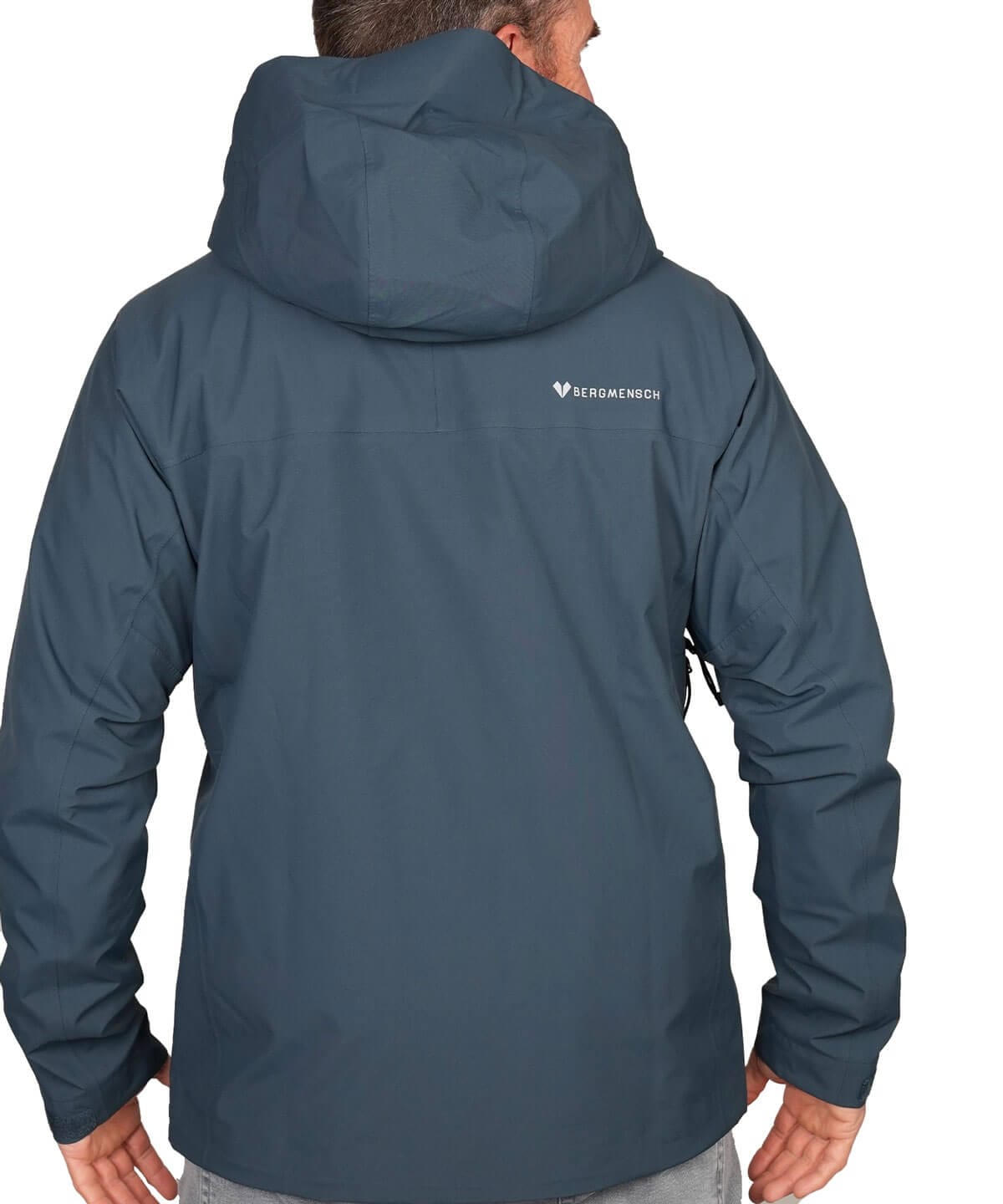 Rückansicht der BERGMENSCH Herren 3-Lagen Regenjacke in der Farbe Midnight Navy