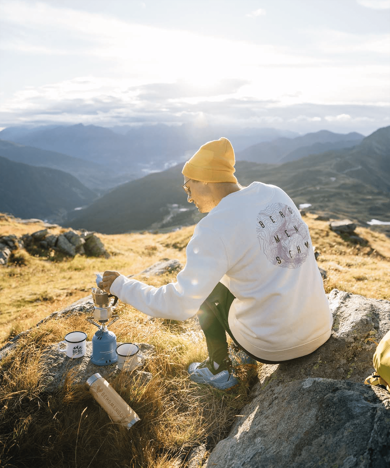 Bergmensch Topografie - Unisex Premium Organic Sweatshirt von Bergmensch
